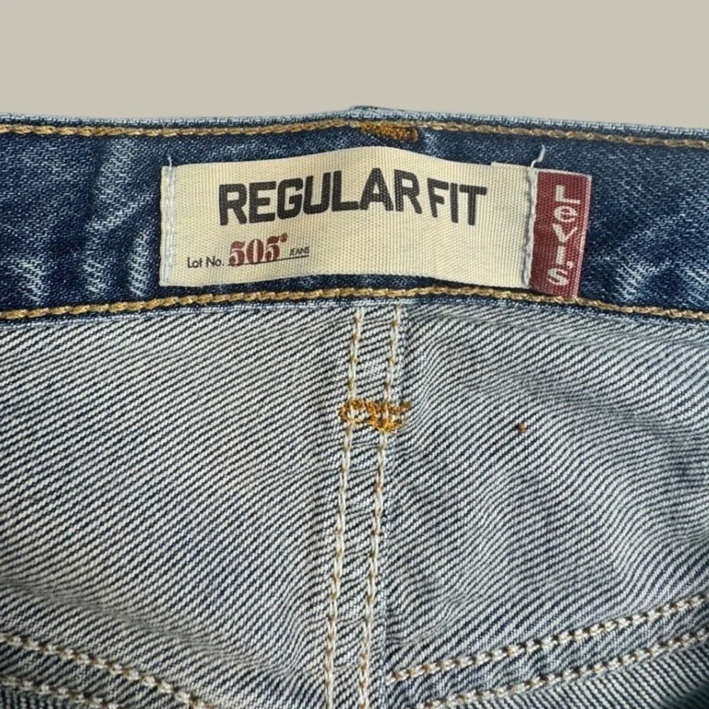 VTG Y2K Levi's 505 Regular Fit‎ Jeans Men's 36x32 Blue Medium Wash Straight Leg